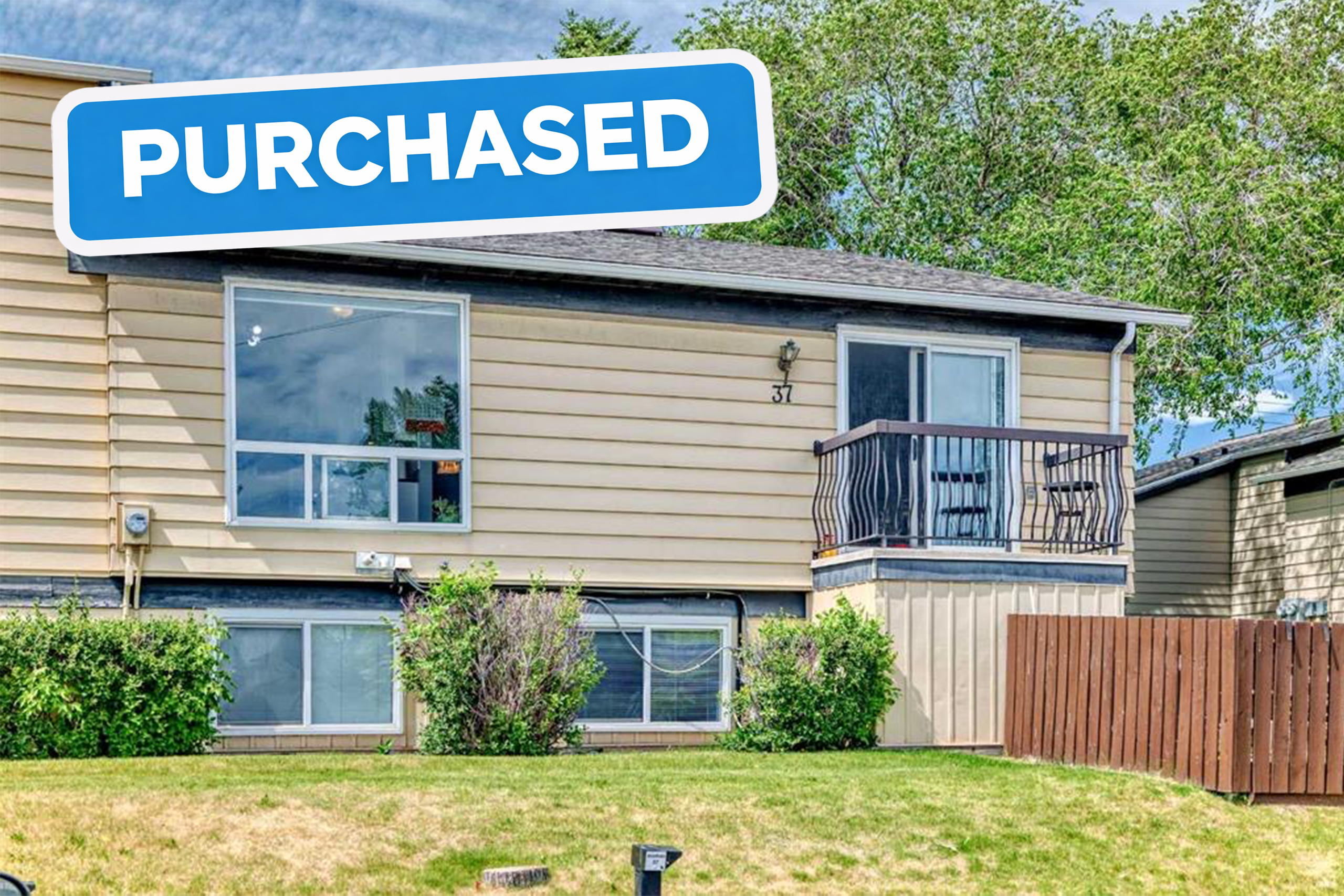 Sold condo at 1905 11 Ave SW Calgary – exterior front view of the building